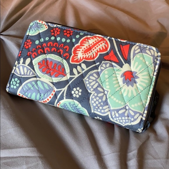 Handbags - Vera Bradley wallet